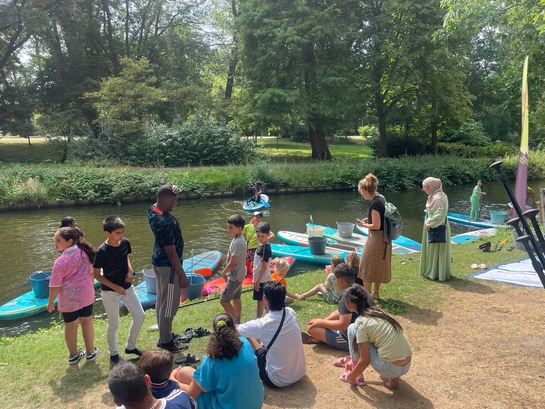 Kinderen in actie bij Verloot je Zooitje — sfeerfoto 15